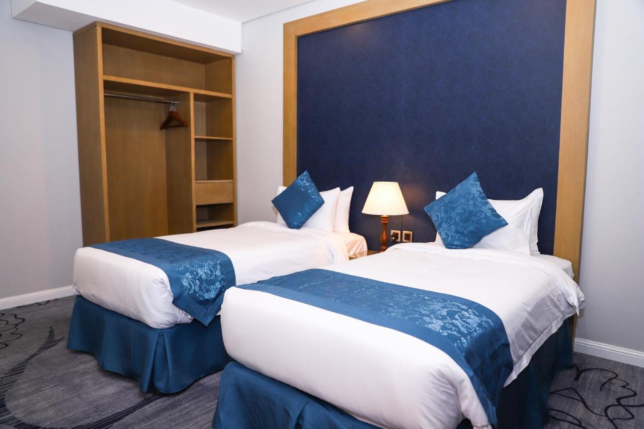 Gulanar Hotel Unaizah Kültér fotó